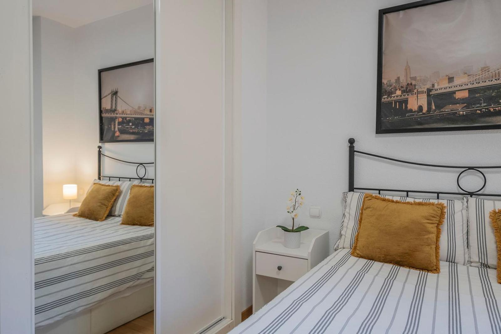 Apartamento Wanda Ifema Con Parking Y Piscina Madrid Dış mekan fotoğraf