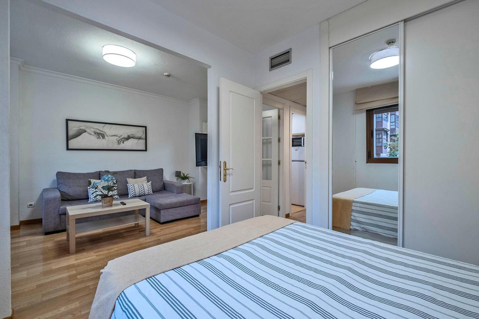 Apartamento Wanda Ifema Con Parking Y Piscina Madrid Dış mekan fotoğraf