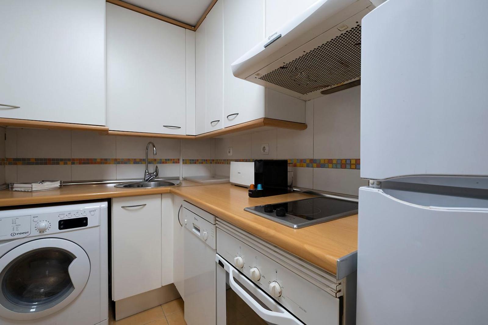 Apartamento Wanda Ifema Con Parking Y Piscina Madrid Dış mekan fotoğraf
